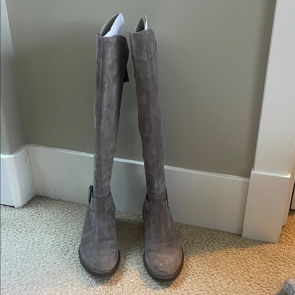 Stylish Riding Over the Knee Grey Boots